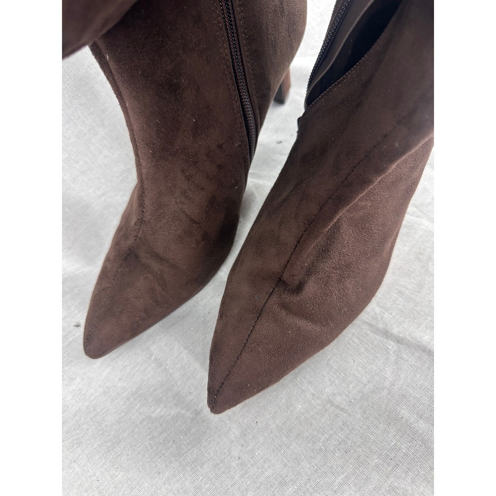 A New Day Womens Brown Faux Suede Pointed Toe Kitten Heel Tall Boots Size 6 - Picture 2 of 8